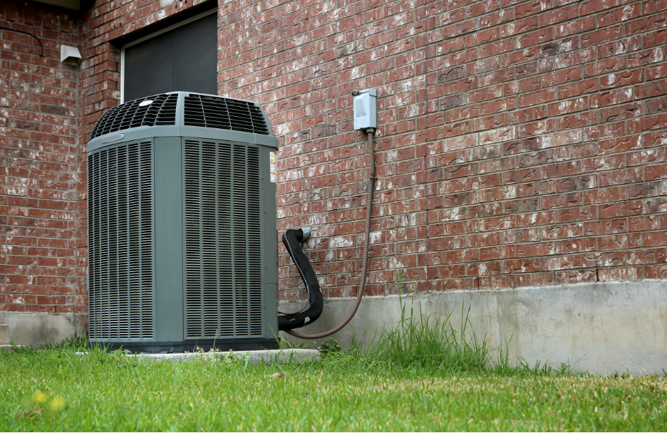 Why Is Water Leaking from My Air Conditioner? Insights from an AC Repair Company in Skokie, Illinois